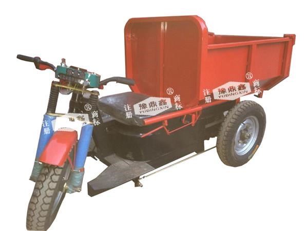 電動三輪工程車手動自卸